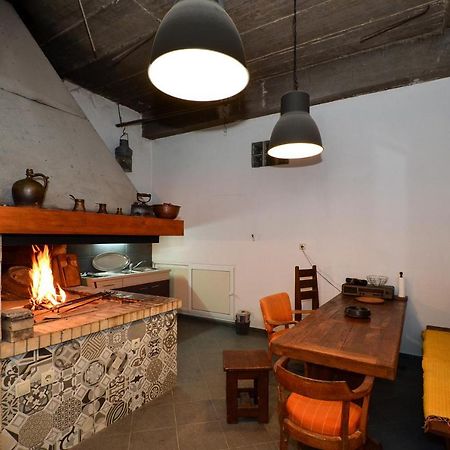 Holiday Home Nevera Kaštela المظهر الخارجي الصورة