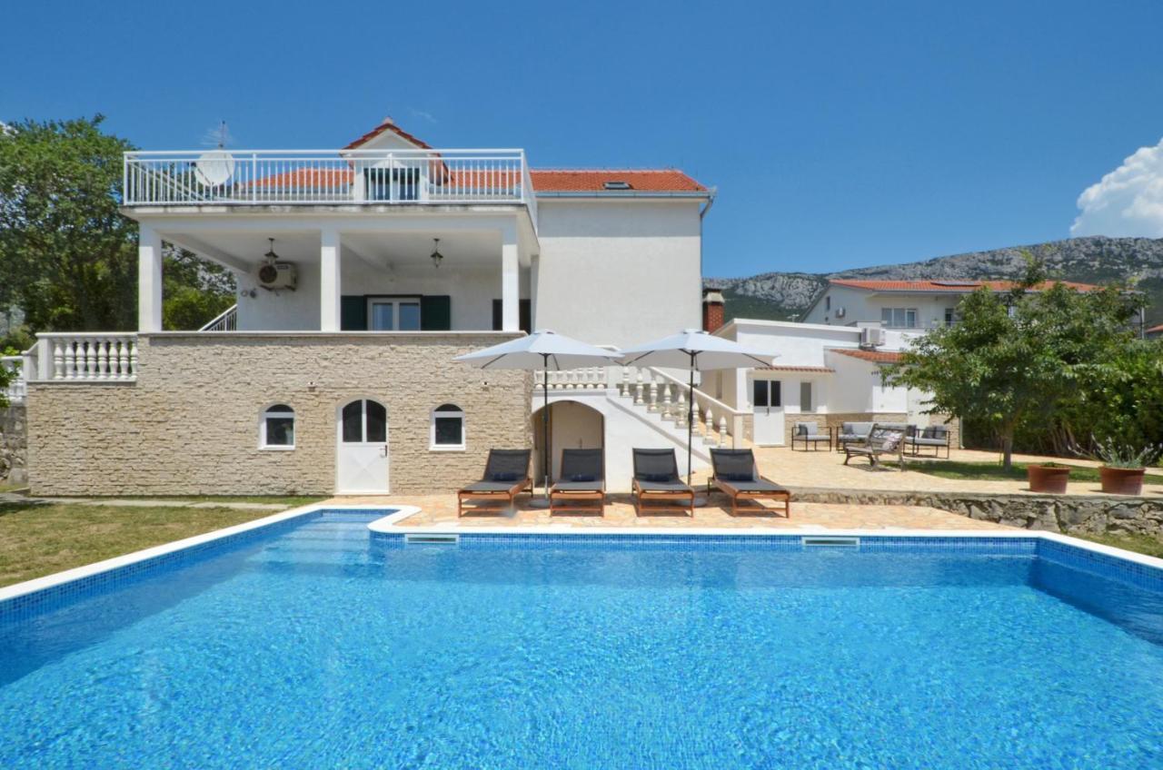 Holiday Home Nevera Kaštela المظهر الخارجي الصورة