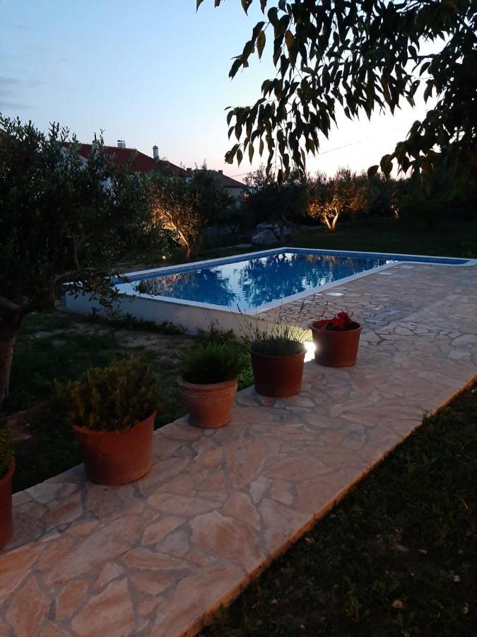 Holiday Home Nevera Kaštela المظهر الخارجي الصورة