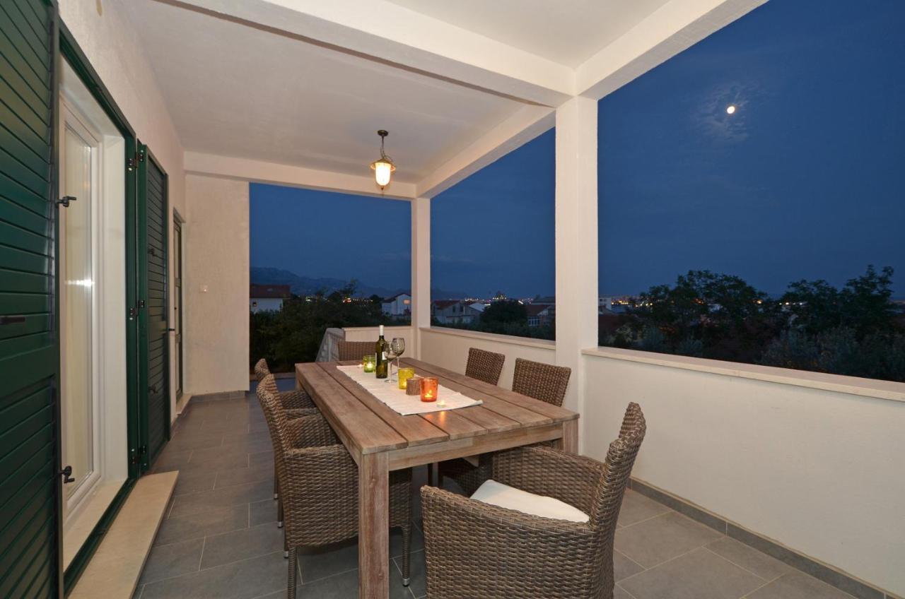 Holiday Home Nevera Kaštela المظهر الخارجي الصورة