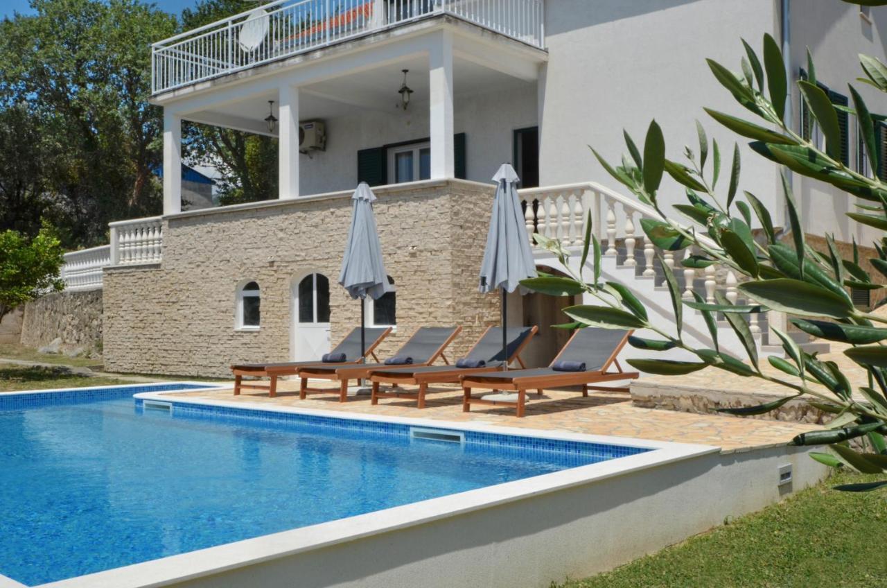Holiday Home Nevera Kaštela المظهر الخارجي الصورة